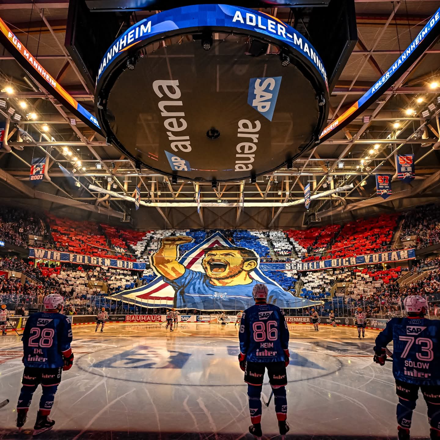 Magischer Playoff-Auftakt in der SAP Arena – Ein unvergesslicher Abend beim ersten DEL-Spiel